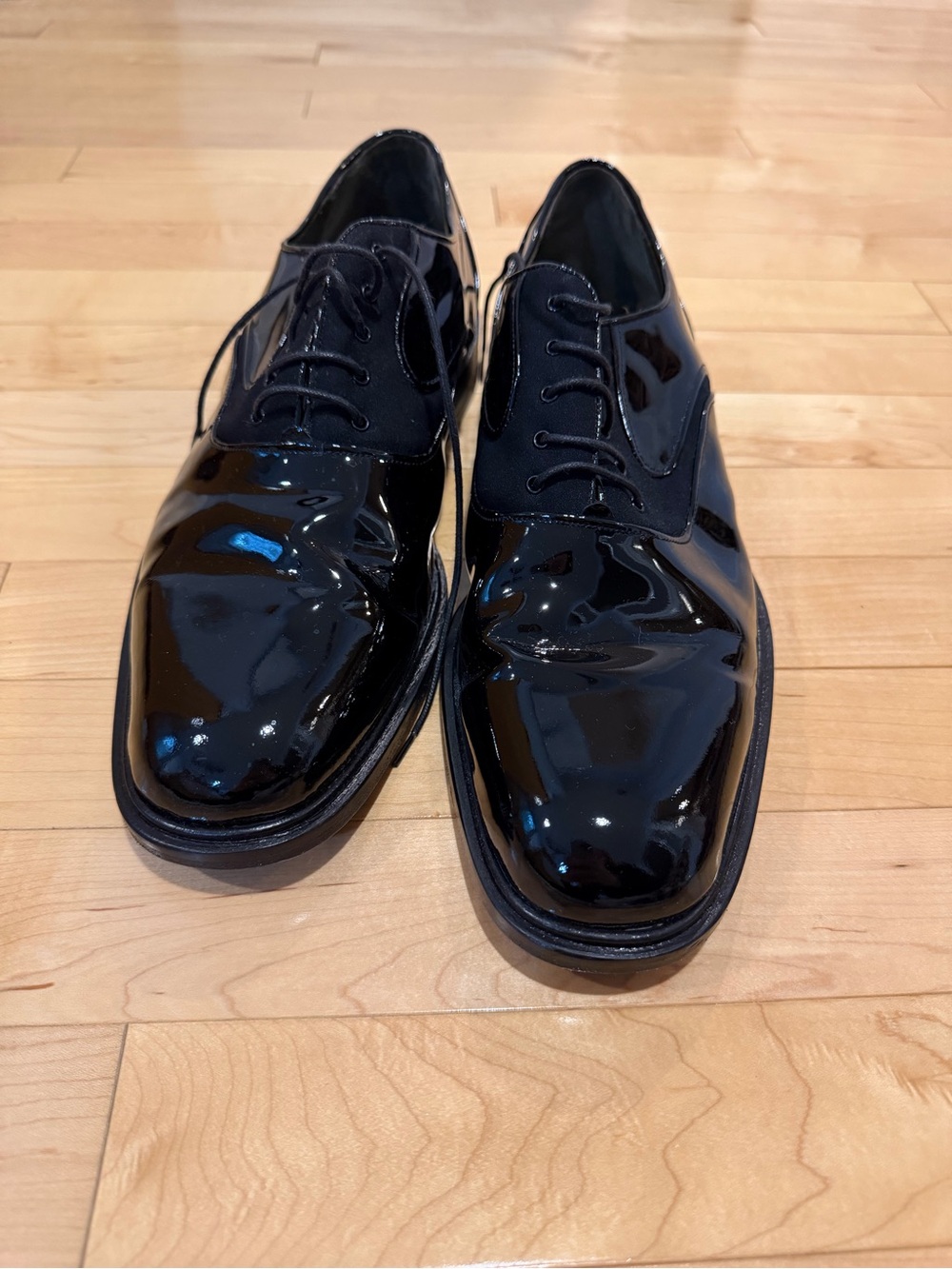 Patent Men’s Tuxedo Oxfords